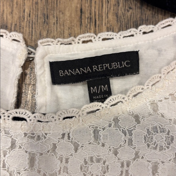 Banana Republic Ivory Lace Blouse - Picture 3 of 8